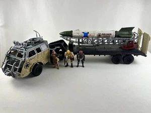 Misil cohete Chap Mei Soldier Force/luces y sonido con figuras de camión transportador - Imagen 1 de 13