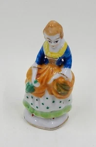 Estatuilla de porcelana victoriana en miniatura de dama mujer Japón 2,5 pulgadas - Imagen 1 de 8