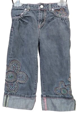 Girls Faded Glory Gray Denim Embroidered Capri Pants Size 6 - Image 1 of 2