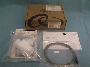 ENTEGRIS /NT PRESSURE TRANSDUCER FLOW-THRU 421-060G-XX-D06-A-P1PU1-T21 - Picture 1 of 4