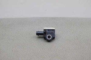 Mercedes-Benz B W246, W242 B 180 CDI 246,200 Front Left Impact Sensor 18320553 - Picture 1 of 7