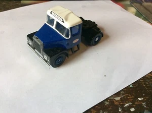 Corgi classics 1/50 Scammell Highwayman tractor unit for code 3 or keep 11 - Picture 1 of 3