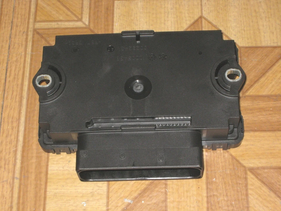 Porsche 911 Boxster 2012 2013 unidad de control de freno de estacionamiento pieza # 99161814502, OEM Foto 1 de 3