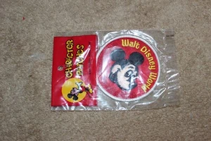 Vintage Walt Disney World Mickey Mouse Jacket Patch Walt Disney Productions FL - Picture 1 of 3