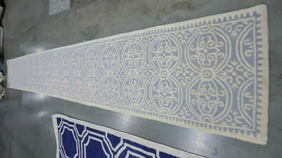 Alfombra manchada PLATA/MARFIL 2'-6" X 20', precio reducido 1172560621 CAM123D-220 Foto 1 de 4