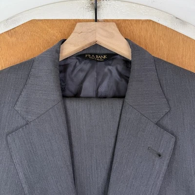 Jos A bank Suit Mens 41R Gray Herringbone 2 Button Signature Gold Wool 34x30 - Image 1 of 4