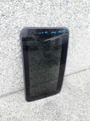 Vidro de teto 3.0L A/T 2WD 98-05 LEXUS GS300 104-TOP - Imagem 1 de 4