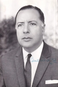 Camilo Augusto de Miranda Rebocho Vaz - Governatore dell'Angola - originale firmato "1968" - Foto 1 di 3