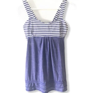 Lululemon Run Tame Me Pigment blau weiß Streifen integrierter BH Training Tank Top 6 - Bild 1 von 3