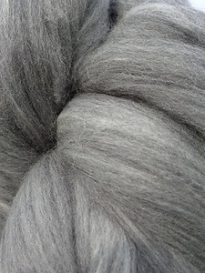 1 oz Wool Fiber Roving, Spin Wool, Felting Wool, Spin Fiber, Craft Wool, Merino - Picture 1 of 170