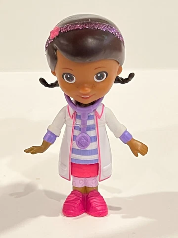 Doc McStuffins Figure 3.5” With Stethoscope, Disney Just Play Cover