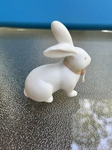 Vtg Hallmark Bunny Rabbit Bisque Porcelain Figurine Ribbon Bow Ears Up Easter  - Picture 1 of 5