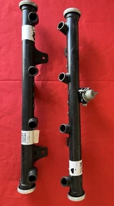 General Motors Fuel Injector Rail Set w/ Pressure Regulator for Chevy GMC 01-07 - Picture 1 of 5