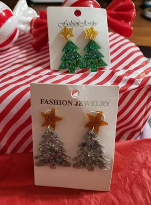 Set x2 CHRISTMAS TREE  ACRYLIC Dangle Earrings 1 GREEN 1 SILVER Holiday Sparkly - Image 1 of 4