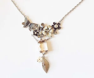 DESIGNER INSPIRED 16 in BUTTERFLY FLORAL ENAMEL CRYSTAL SILVER TONE NECKLACE NEW - Picture 1 of 3