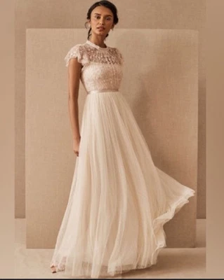 Vestido NEEDLE & THREAD Giselle Corpiño Tul Crema Reino Unido 6 EE. UU. 2 Princesas Boda Foto 1 de 4