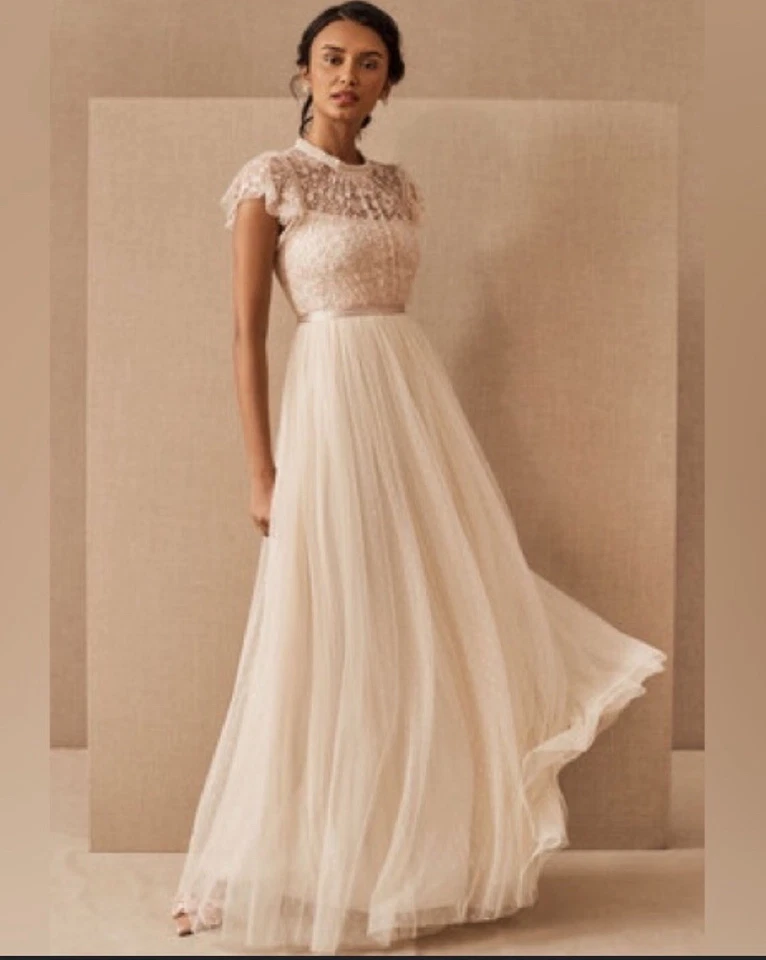 Vestido de tule creme NEEDLE & THREAD Giselle corpete Reino Unido 6 EUA 2 princesas de casamento - Imagem 1 de 4