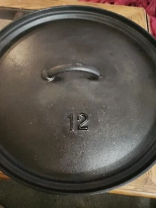 Vintage Lodge No. 12CO Footed Cast Iron Dutch Camp Oven w/Lid & Handle  - Picture 1 of 13