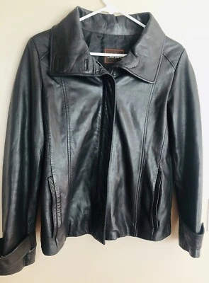 Chaqueta de cuero negra COLE HAAN talla S Foto 1 de 3