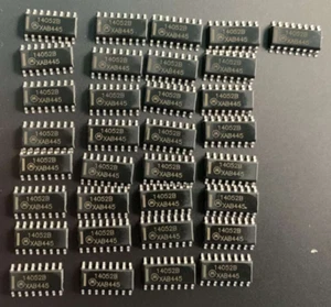 Motorola 14052B Menge-33 - Bild 1 von 1