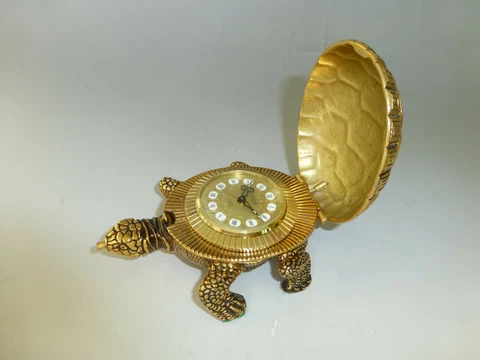 Vintage Swiss Looping Gold Tone Metal Turtle Tortoise Ornament 8Day Alarm Clock Cover