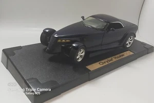 Motor Max - Chrysler Howler Concept Car Model 1:18 scale - Dark purple.  - Picture 1 of 7