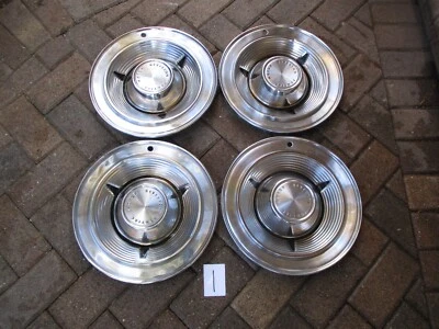 Bonneville Pontiac 1962 14" juego de 4 tapacubos OEM #1 Foto 1 de 4
