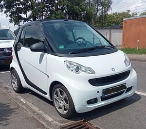 smart fortwo cabrio 451 1.0 MHD, Servo, Schaltwippen, Klima - Bild 1 von 12