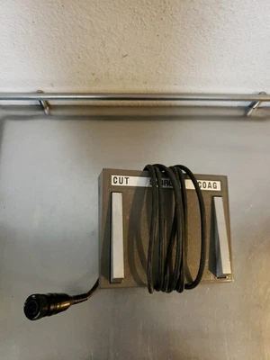 Interruptor de pie Valleylab E6006 Foto 1 de 4