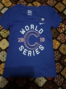 Chicago cubs World Series Nike shirt women’s small New - Picture 1 of 6