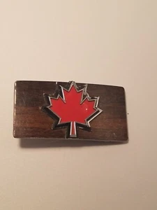 "Hebilla de cinturón de hoja de arce canadiense vintage de 3"" x 1,5" - Imagen 1 de 3