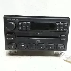 01 02 03 04 Mercury Mountaineer Ford Explorer Mustang AM FM CD radio receiver OE - Picture 1 of 3