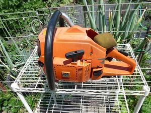 Husqvarna 266se chainsaw Powerhead Only Runs Good But Sold For PARTS OR REPAIR. - Picture 1 of 19