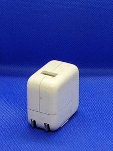 Apple A1357 10W USB power supply - Picture 1 of 1