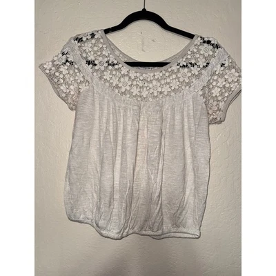American Rag Cie Lace Yoke Peasant Blouse Off White Gathered Waist Size Medium - Image 1 of 4