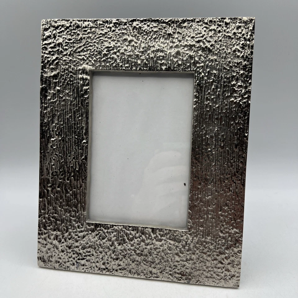 Marco de fotos de metal plateado para caja y barril textura de bambú 3,5 x 5" glamour metálico Foto 1 de 4