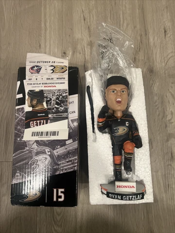 "Ryan Getzlaf #15 Anaheim Ducks" Bobblehead & Hockey Stick 2016 SGA Promo Cover