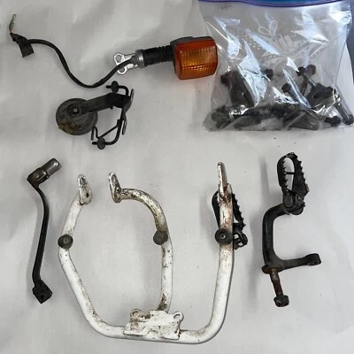 Lote de pernos de soporte de montaje de motor Honda XR650L XL650 1997 Foto 1 de 4