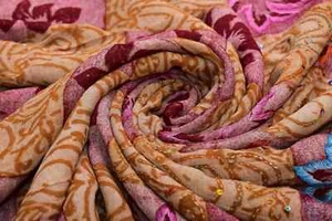 Saris étnico vintage beige seda pura con cuentas a mano para vestir tela Sari de 5 yardas - Imagen 1 de 3
