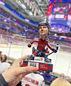 Alex Ovechkin Goal Counter Bobblehead 2023 SGA 21/03/23 GR8 Chase nuevo en caja Capitales - Imagen 1 de 23