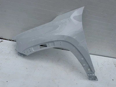 Guardabarros delantero izquierdo GMC TERRAIN OEM 2025 Foto 1 de 4