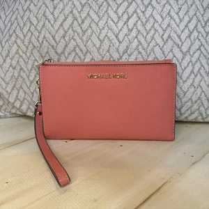 Michael Kors Jet Set Double Zip Leather Smartphone Wristlet Coral Pink - Picture 1 of 3