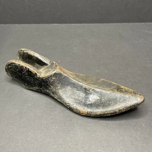 Antique 1930s Cast Iron Shoemakers Anvil Shoe Cobblers Sole Women's Pointed Shoe - Picture 1 of 10