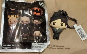 Batman 1989 89 Figuraler Schlüsselanhänger Rucksack Clip Monogramm Martha Wayne - Bild 1 von 1