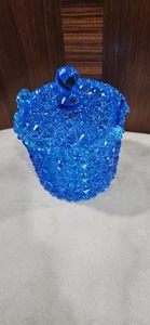 Fenton Gänseblümchen und Knopf Bonboniere, Keksdose 6,5" x 4" Kolonialblau LESEN - Bild 1 von 7