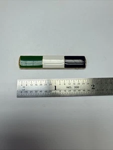 Brest Bar grün weiß und marine Emaille - Sicherheitsnadel Rückseite - NEU - Polizei/Feuerwehr - Bild 1 von 4