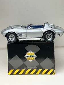Exoto Standox 1:18 Scale 1964 Corvette Grand Sport Roadster Prototype with Boxes - Picture 1 of 24