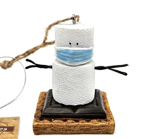 Ornamento Marshmallow S'mores - S'more con Maschera Viso Pandemia con Etichetta - Foto 1 di 6