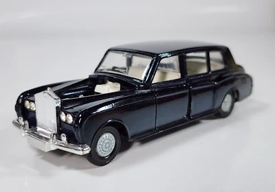 Vintage Dinky Meccano Rolls Royce Phantom V Limousine 5.5" Diecast Scale Model - Image 1 of 4