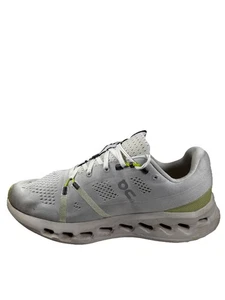 On Cloudsurfer Damengröße 10,5 US weiß sand Niedrig Sportschuhe - Bild 1 von 19